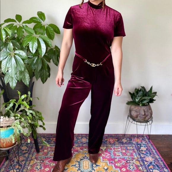 ✨SOLD ON IG✨ VTG 90s Velvet Burgundy Jumpsuit - Picture 2 of 4